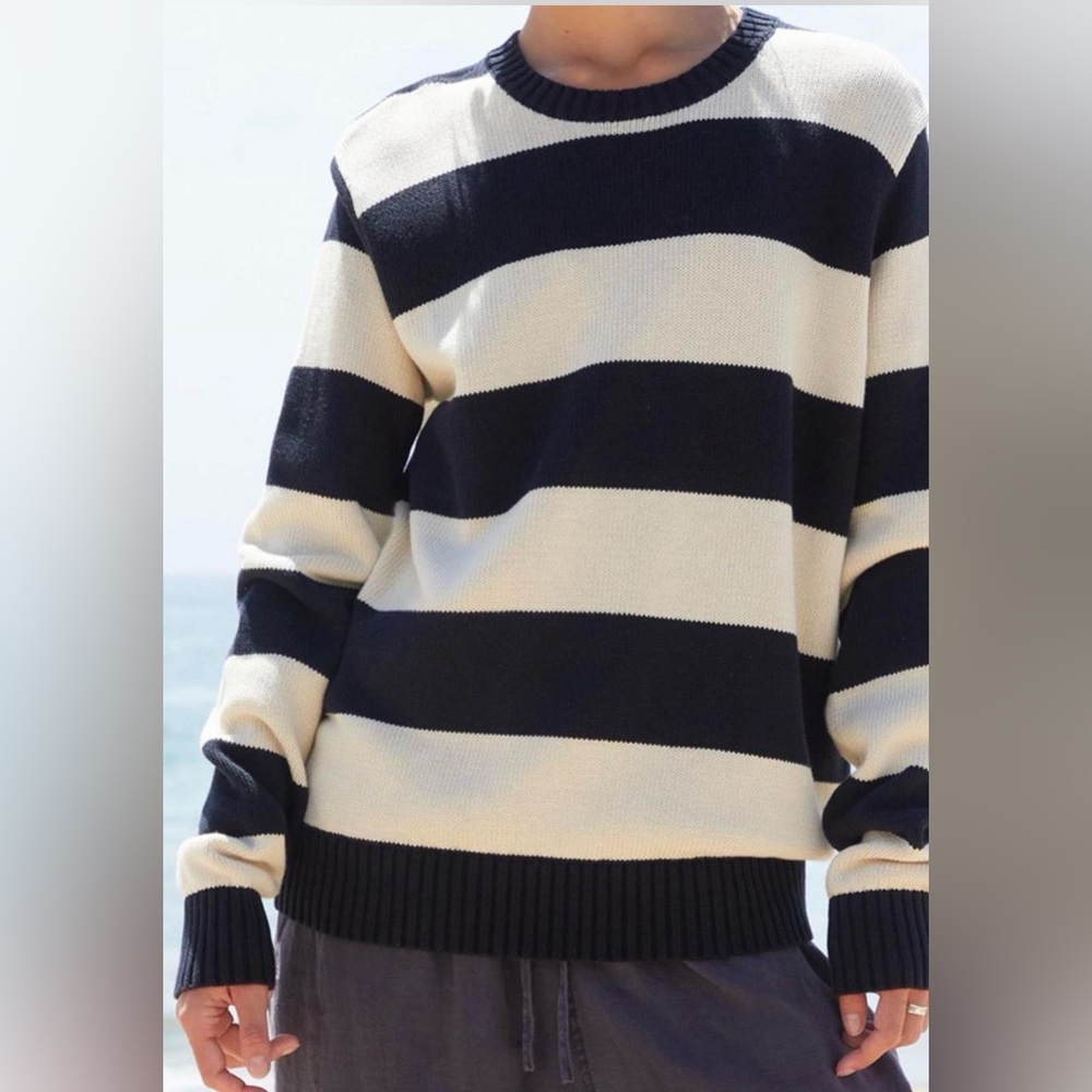 John gault /Brandy Melville sweater